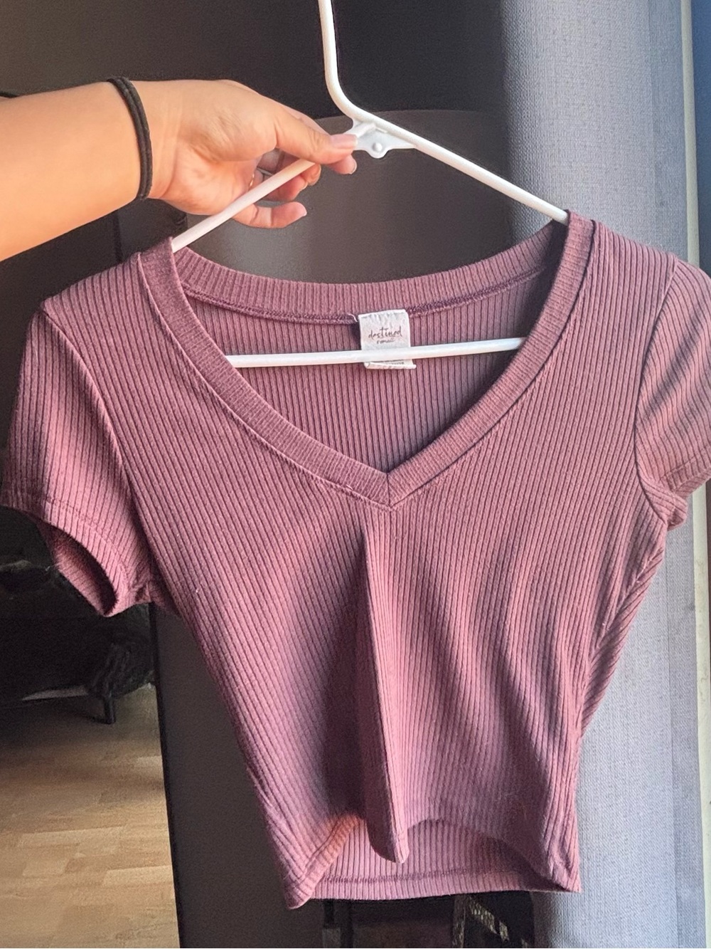 V neck crop top